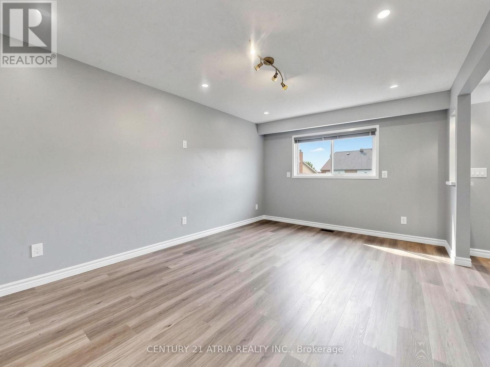 34 Haven Hill Square Property Photo 5