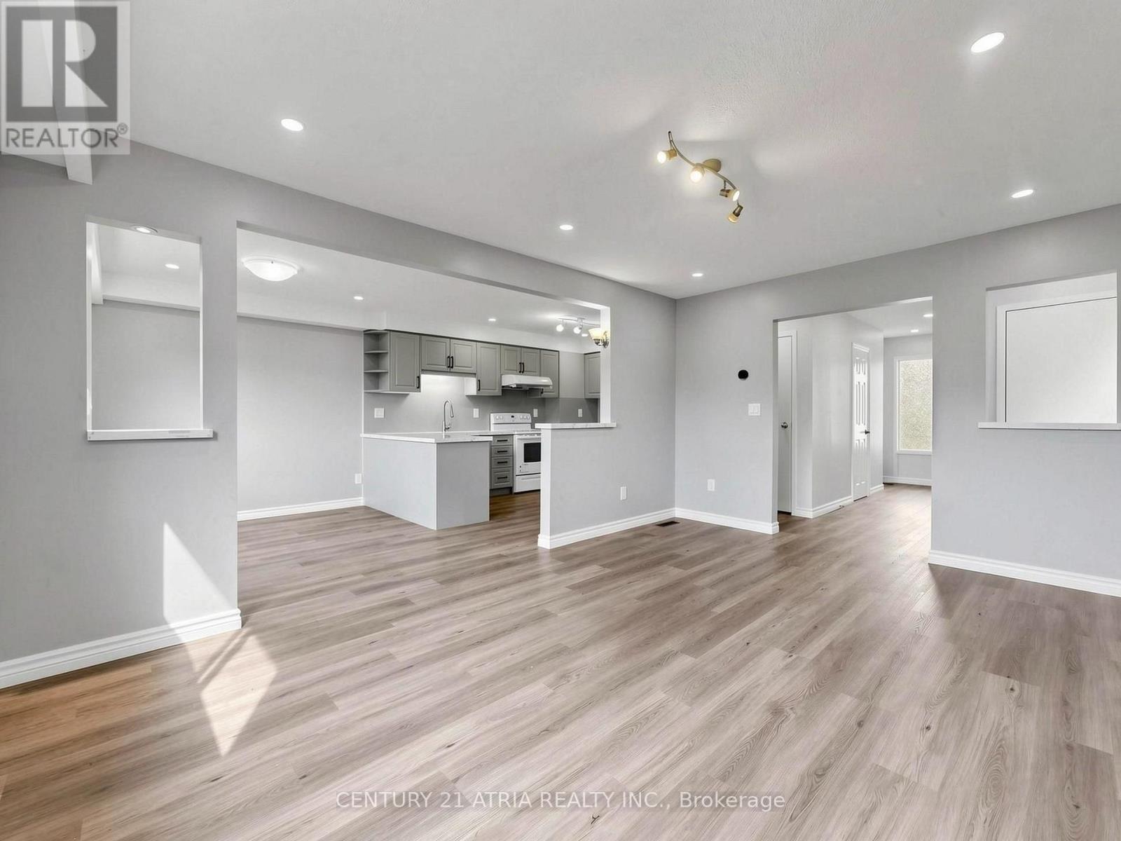 34 Haven Hill Square Property Photo 7