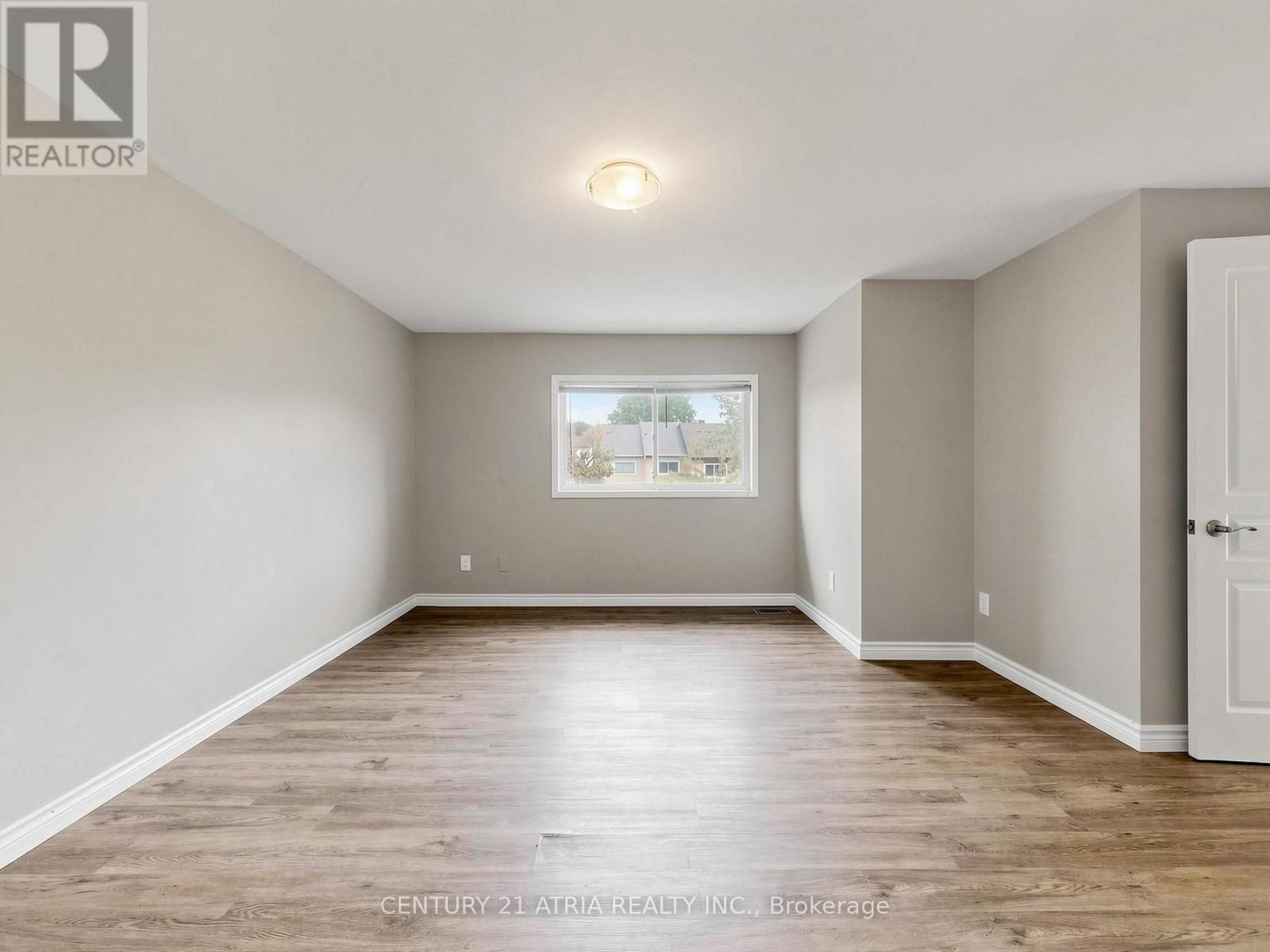 34 Haven Hill Square Property Photo 24