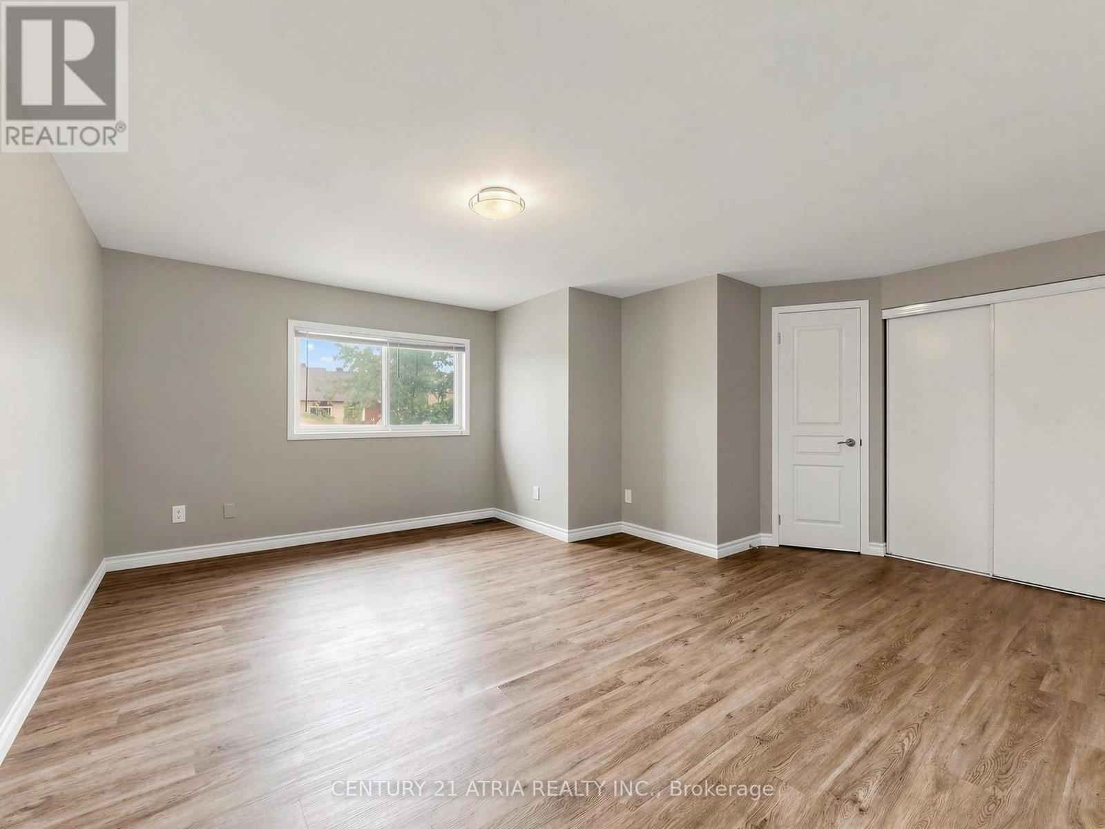 34 Haven Hill Square Property Photo 25