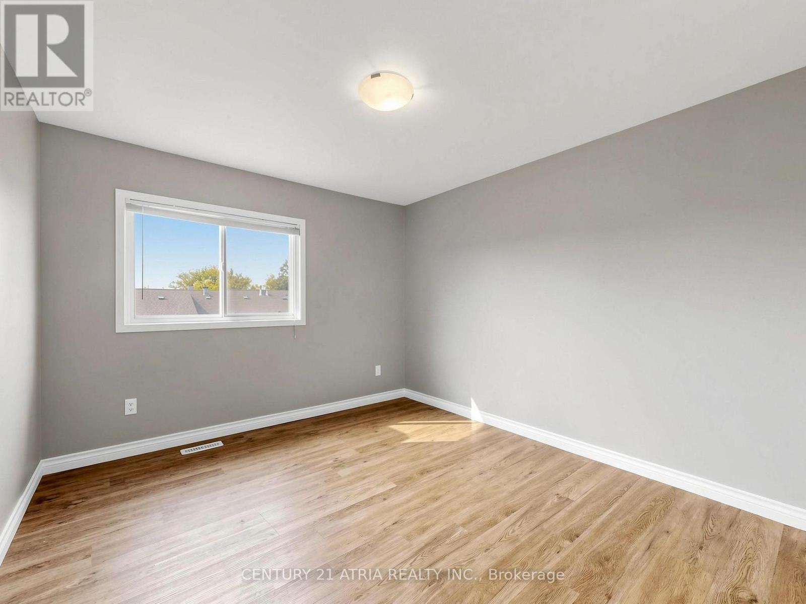 34 Haven Hill Square Property Photo 28