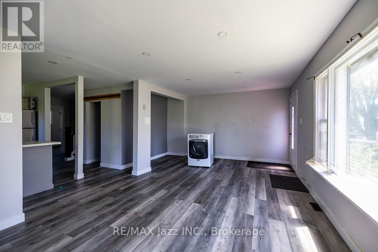 2216 Highway 2 Property Photo 6