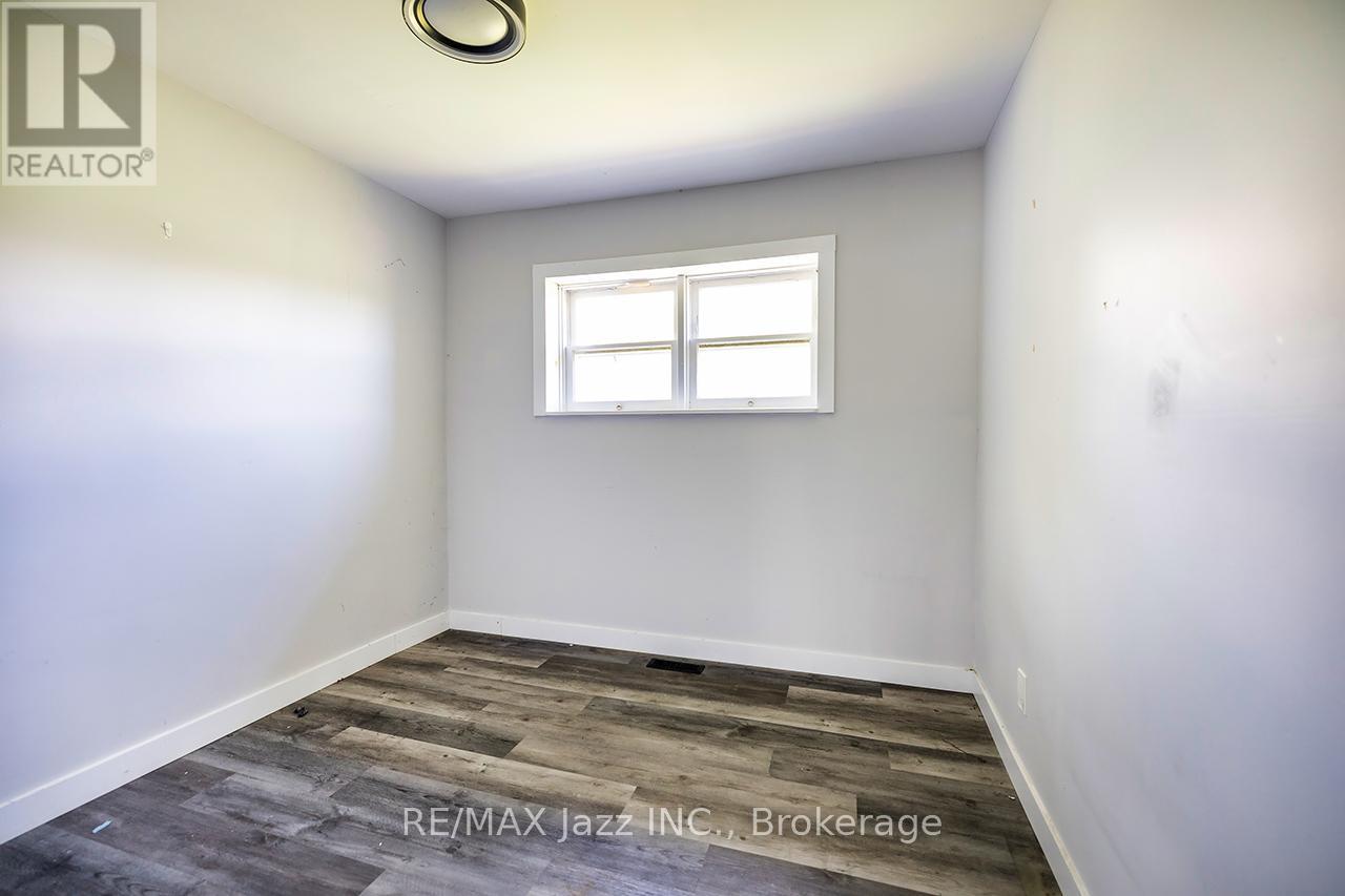 2216 Highway 2 Property Photo 11