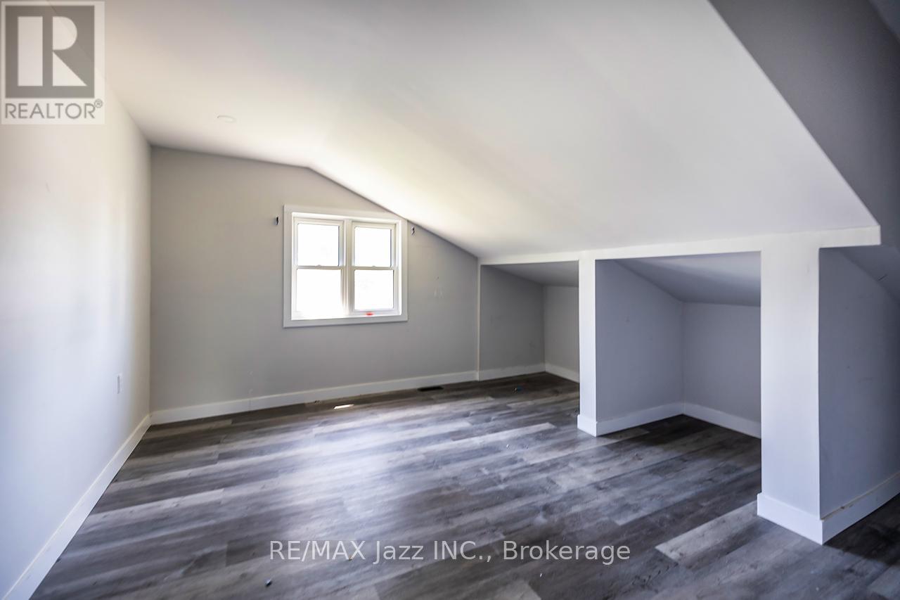 2216 Highway 2 Property Photo 12