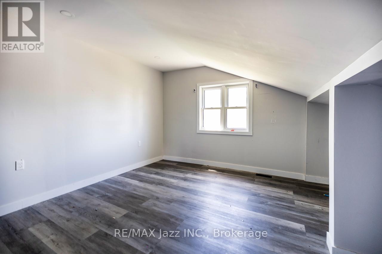 2216 Highway 2 Property Photo 13