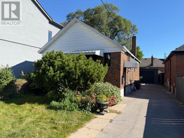 293 Glebemount Avenue Property Photo 2