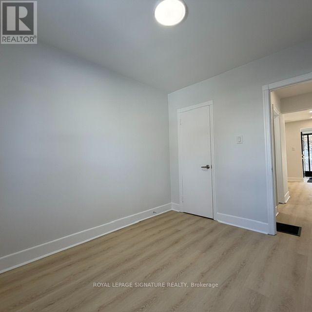 293 Glebemount Avenue Property Photo 12