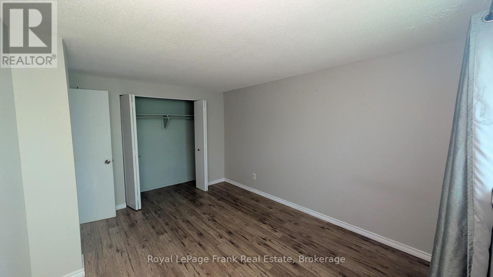 582 Lakeview Avenue Property Photo 10