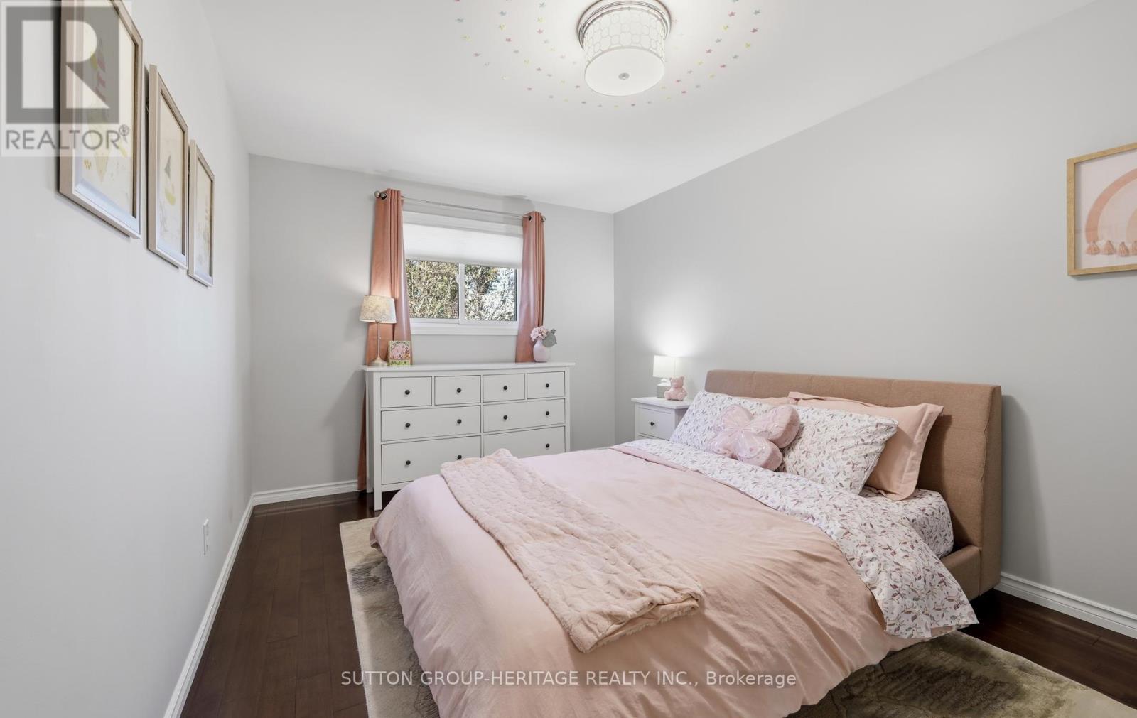 664 Eramosa Crescent Property Photo 22