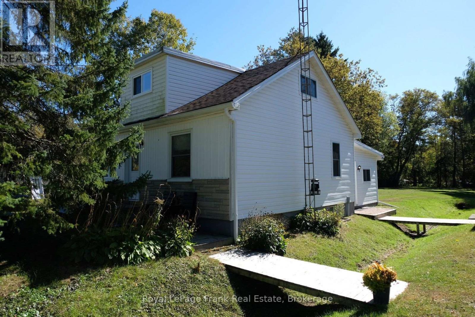3820 Trulls Road Property Photo 6