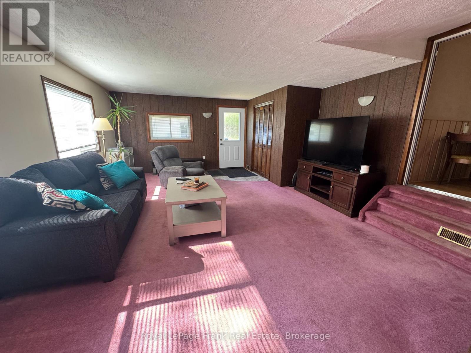 3820 Trulls Road Property Photo 7