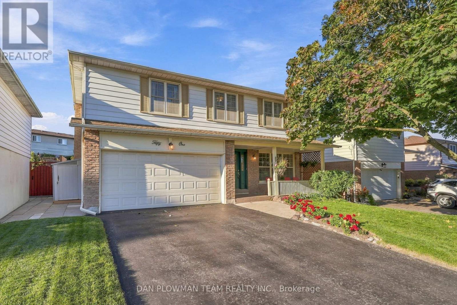 51 Rosalynne Avenue Property Photo 1