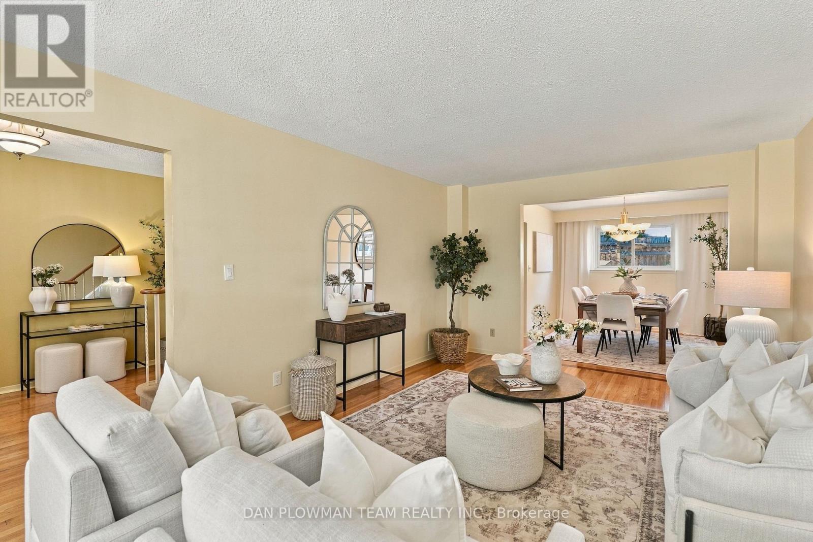51 Rosalynne Avenue Property Photo 7