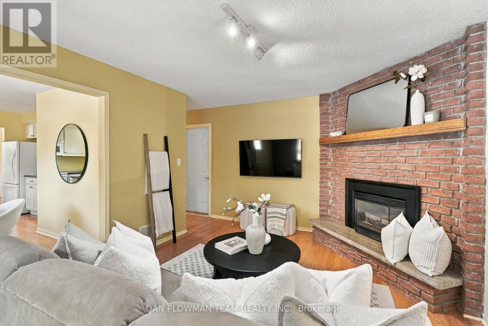 51 Rosalynne Avenue Property Photo 18