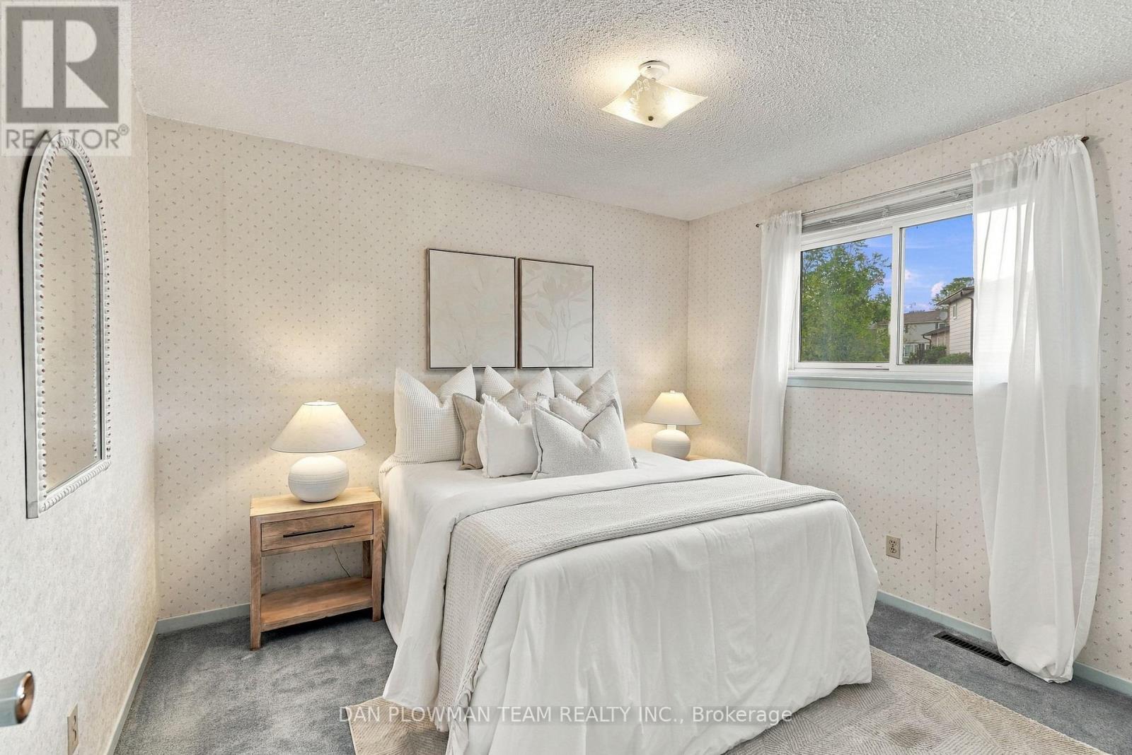 51 Rosalynne Avenue Property Photo 33