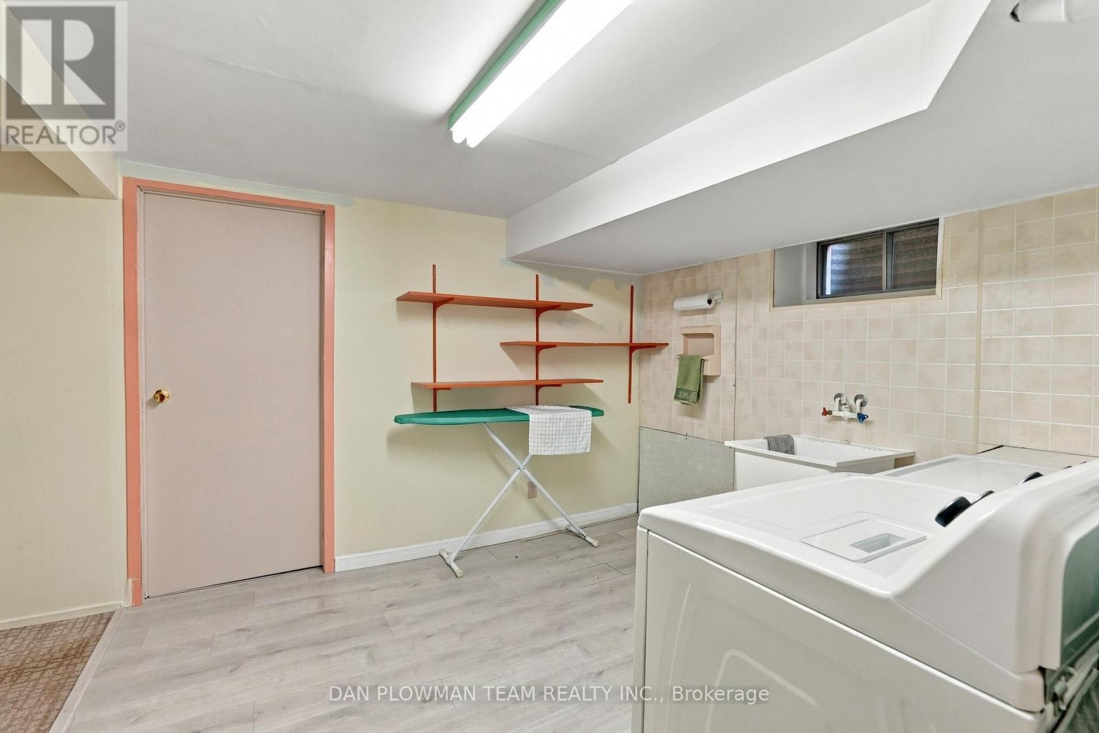 51 Rosalynne Avenue Property Photo 40