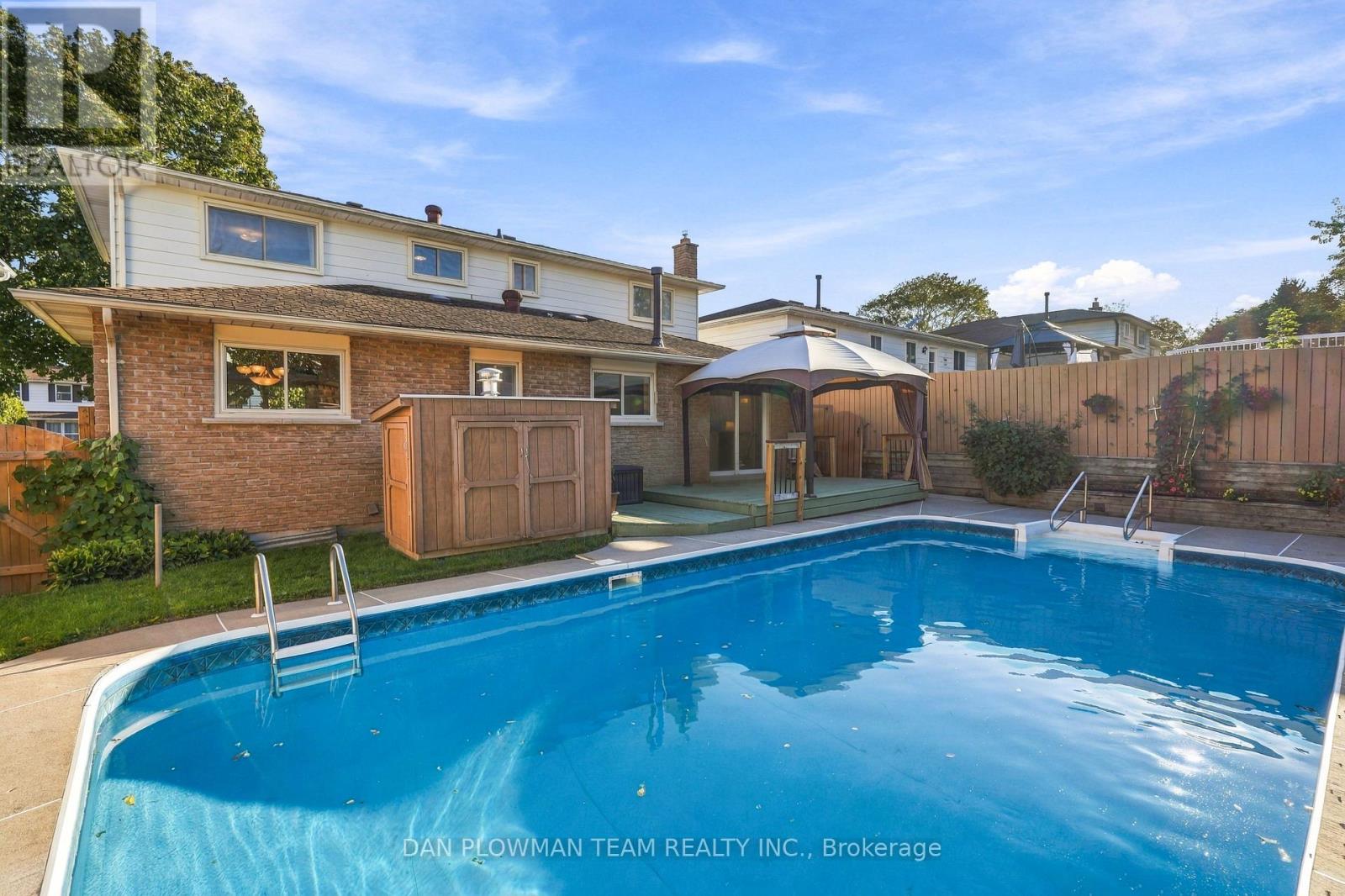 51 Rosalynne Avenue Property Photo 44
