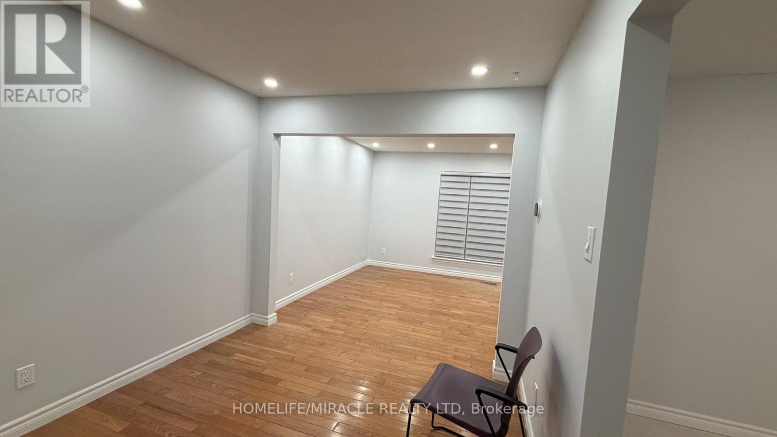 89 Dunsfold Drive Property Photo 11