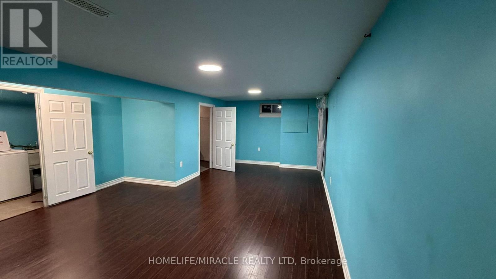 89 Dunsfold Drive Property Photo 23