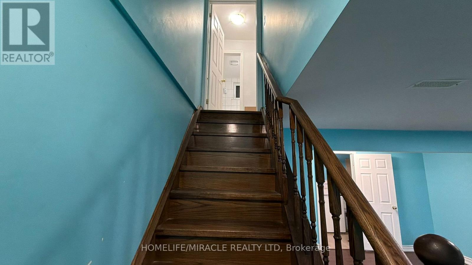 89 Dunsfold Drive Property Photo 24