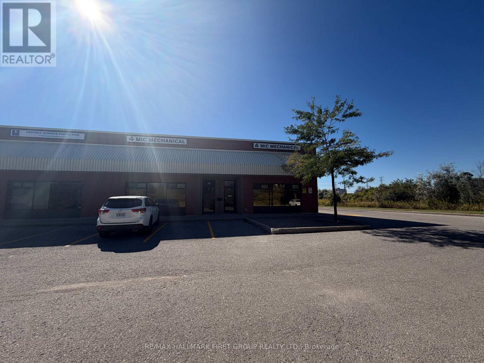 14 & 15 - 1084 Salk Road Property Photo 1