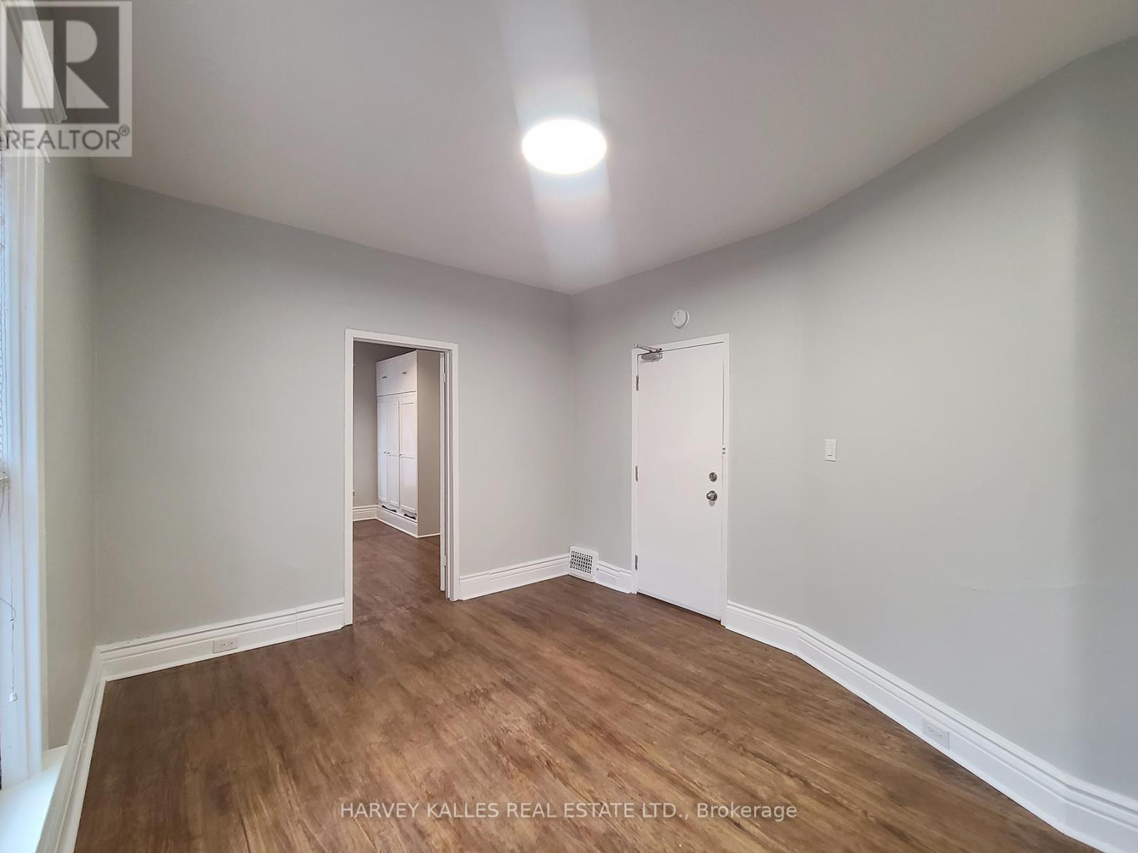Main - 1450 Dundas Street E Property Photo 3