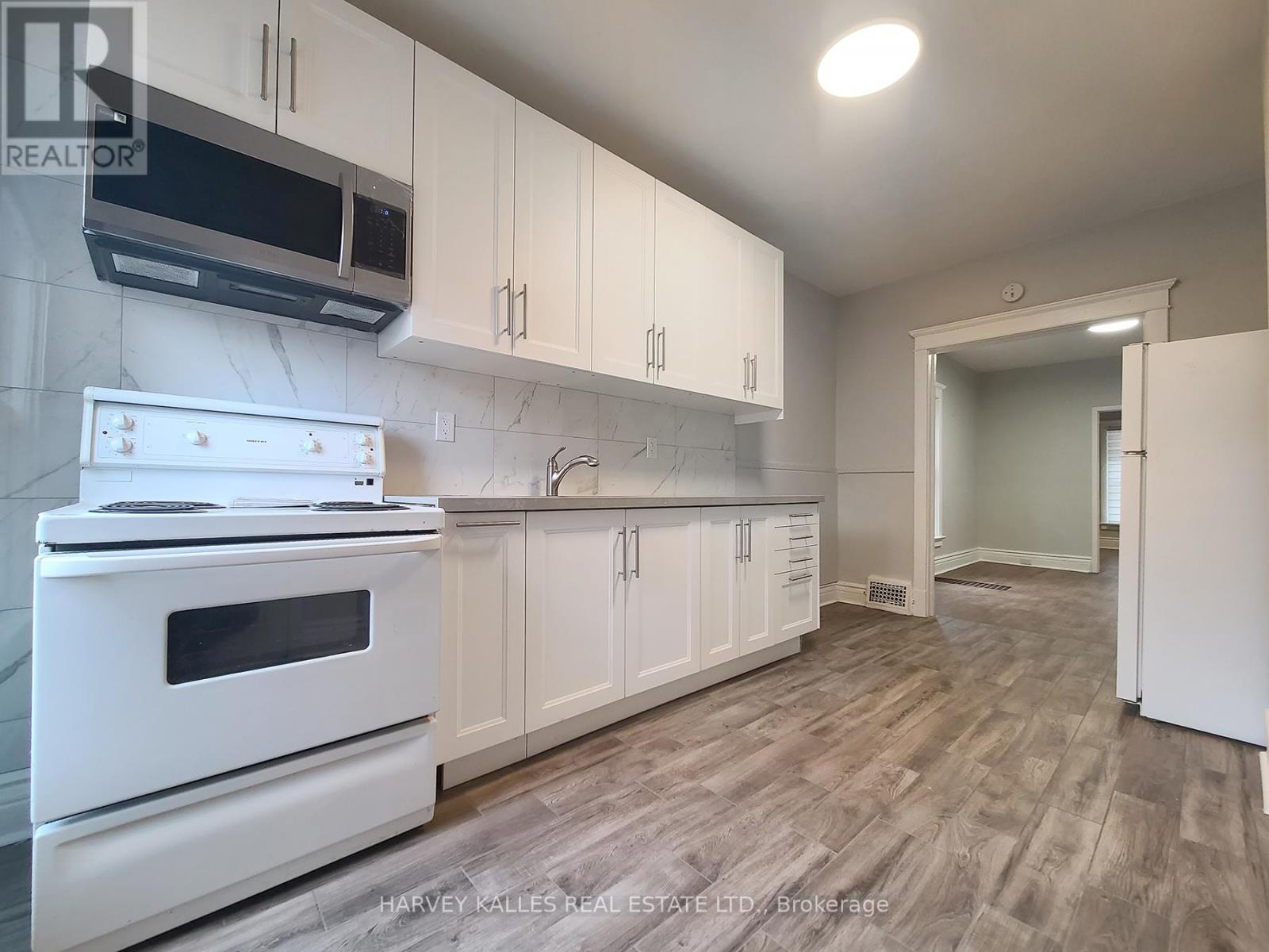 Main - 1450 Dundas Street E Property Photo 7