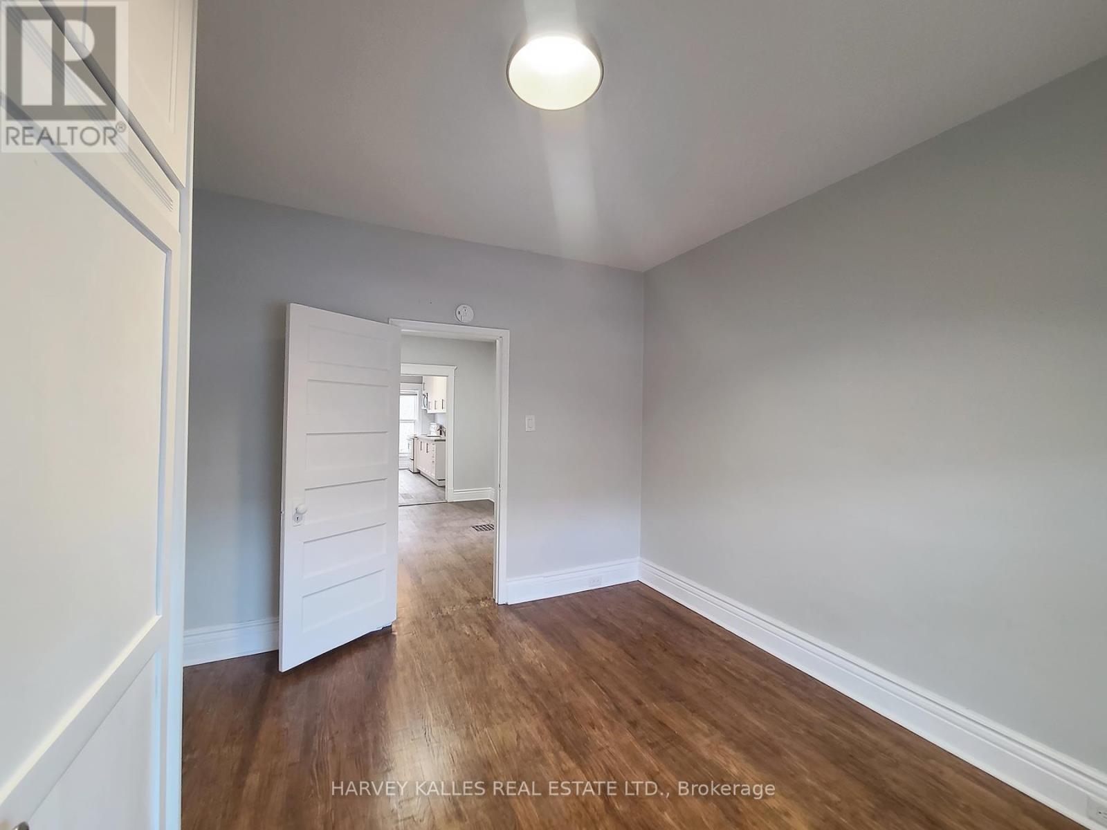 Main - 1450 Dundas Street E Property Photo 12