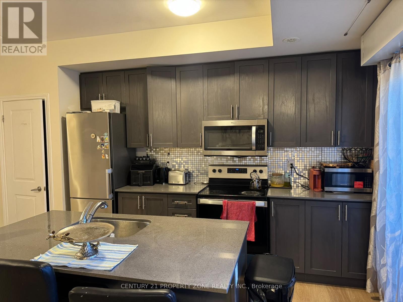 10 - 485 Beresford Path Property Photo 3