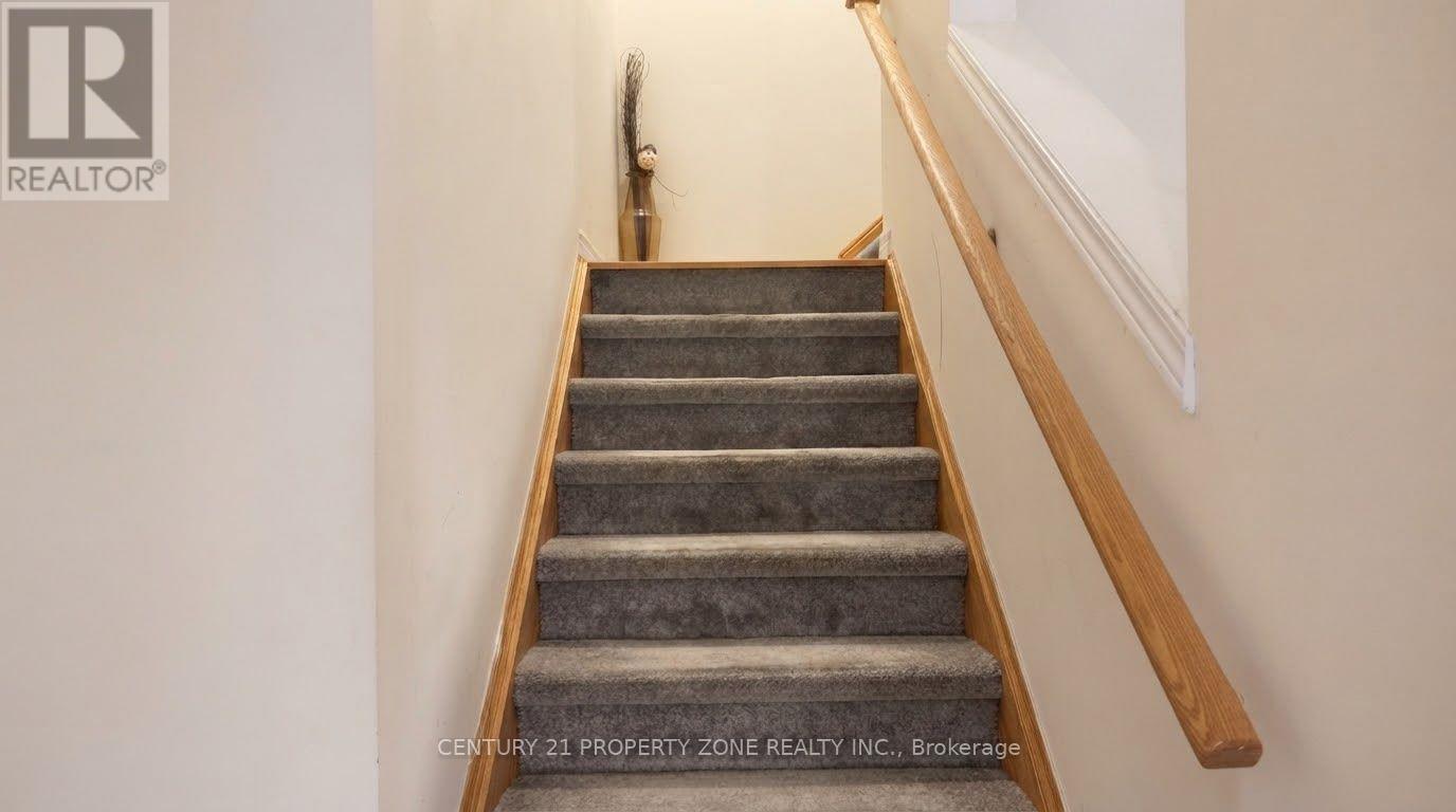 10 - 485 Beresford Path Property Photo 6