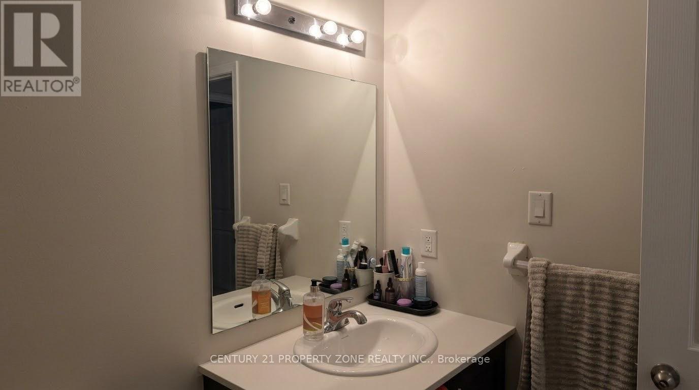 10 - 485 Beresford Path Property Photo 11