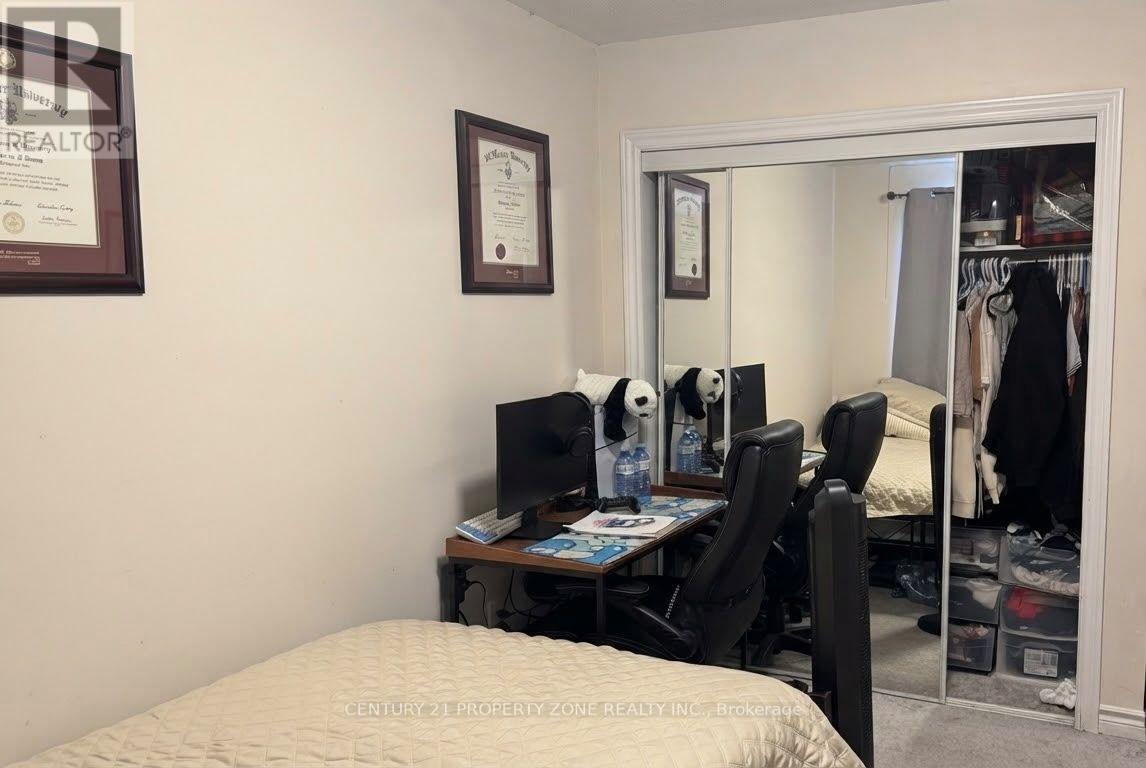10 - 485 Beresford Path Property Photo 12