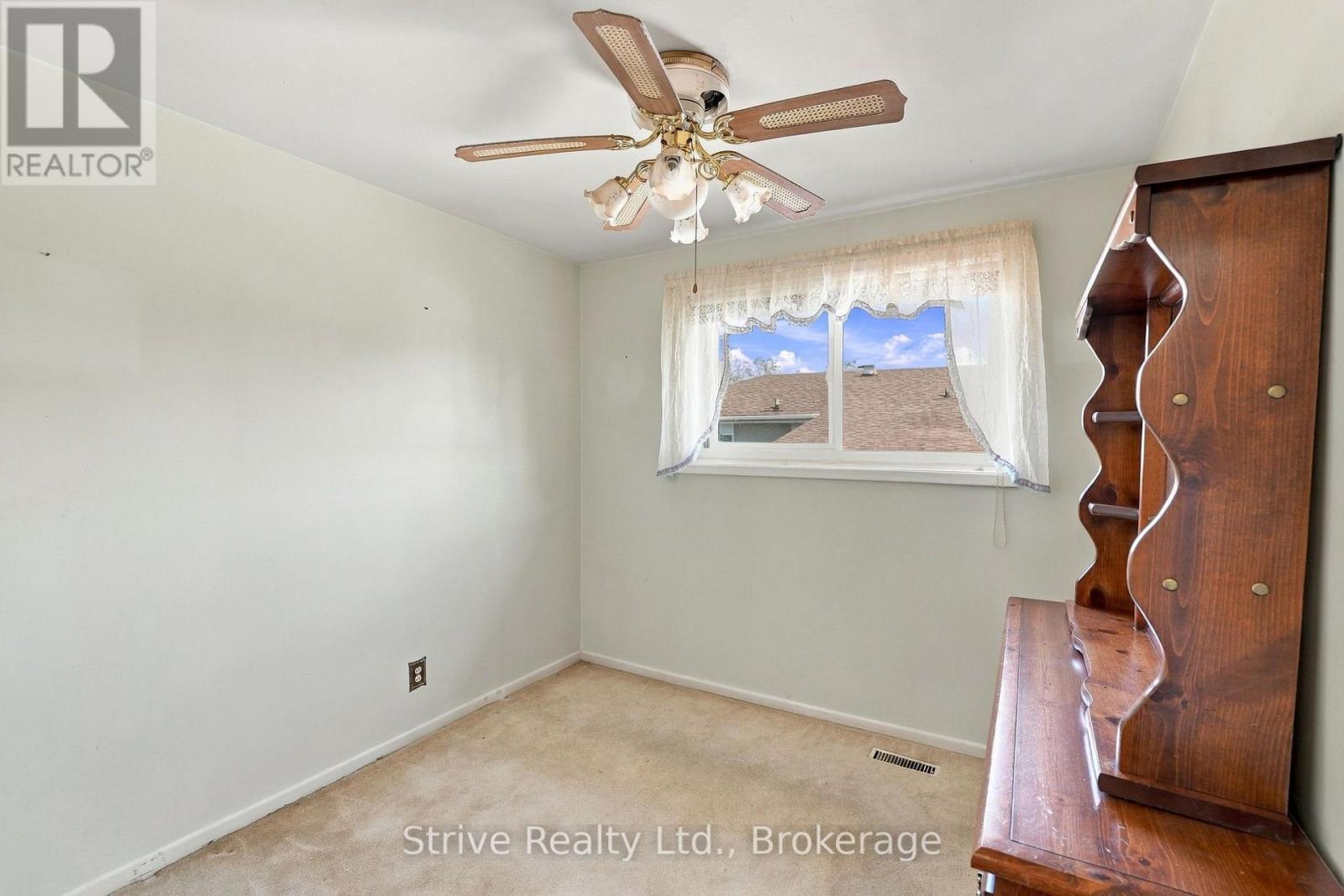 1329 Tatra Drive Property Photo 9