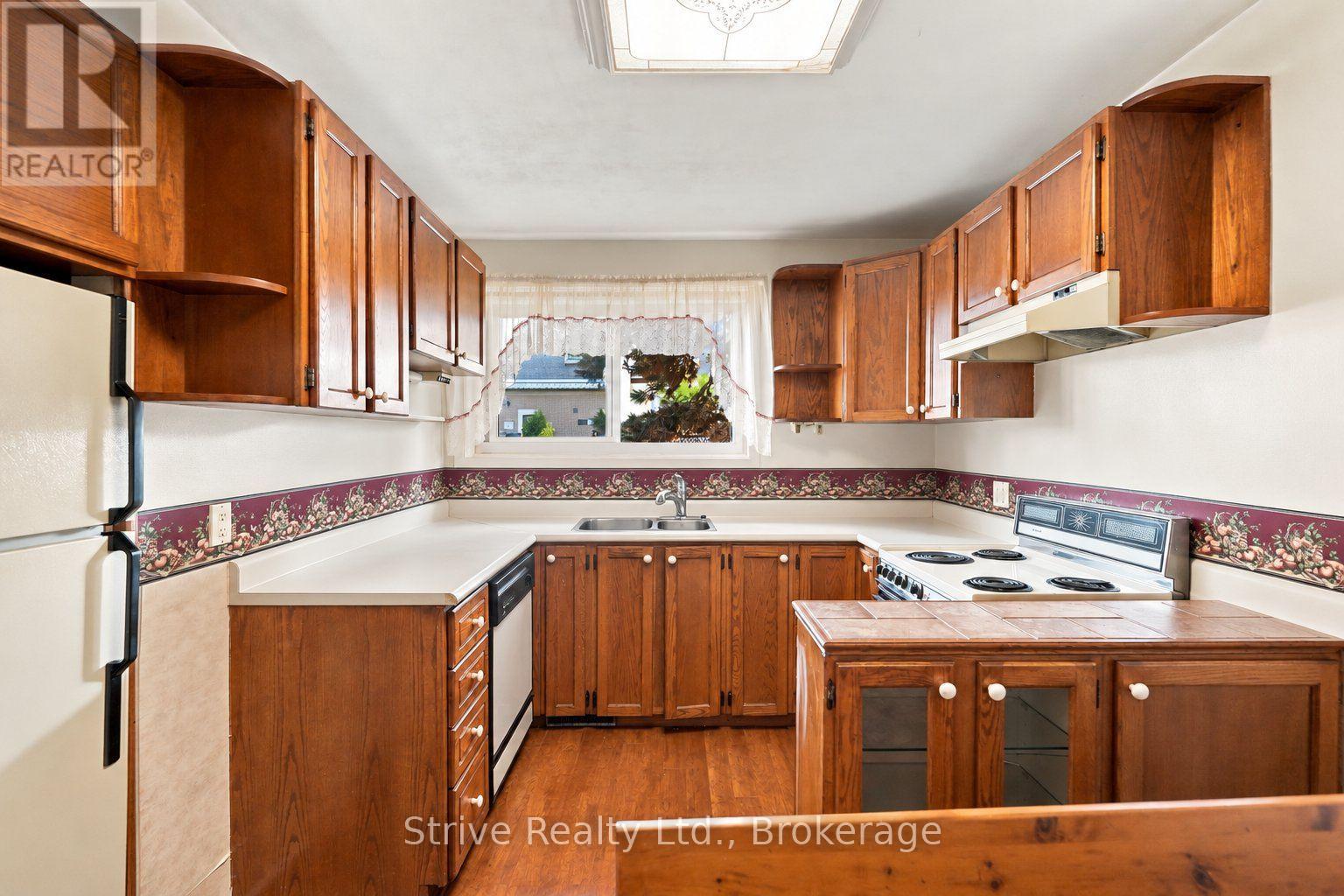 1329 Tatra Drive Property Photo 11