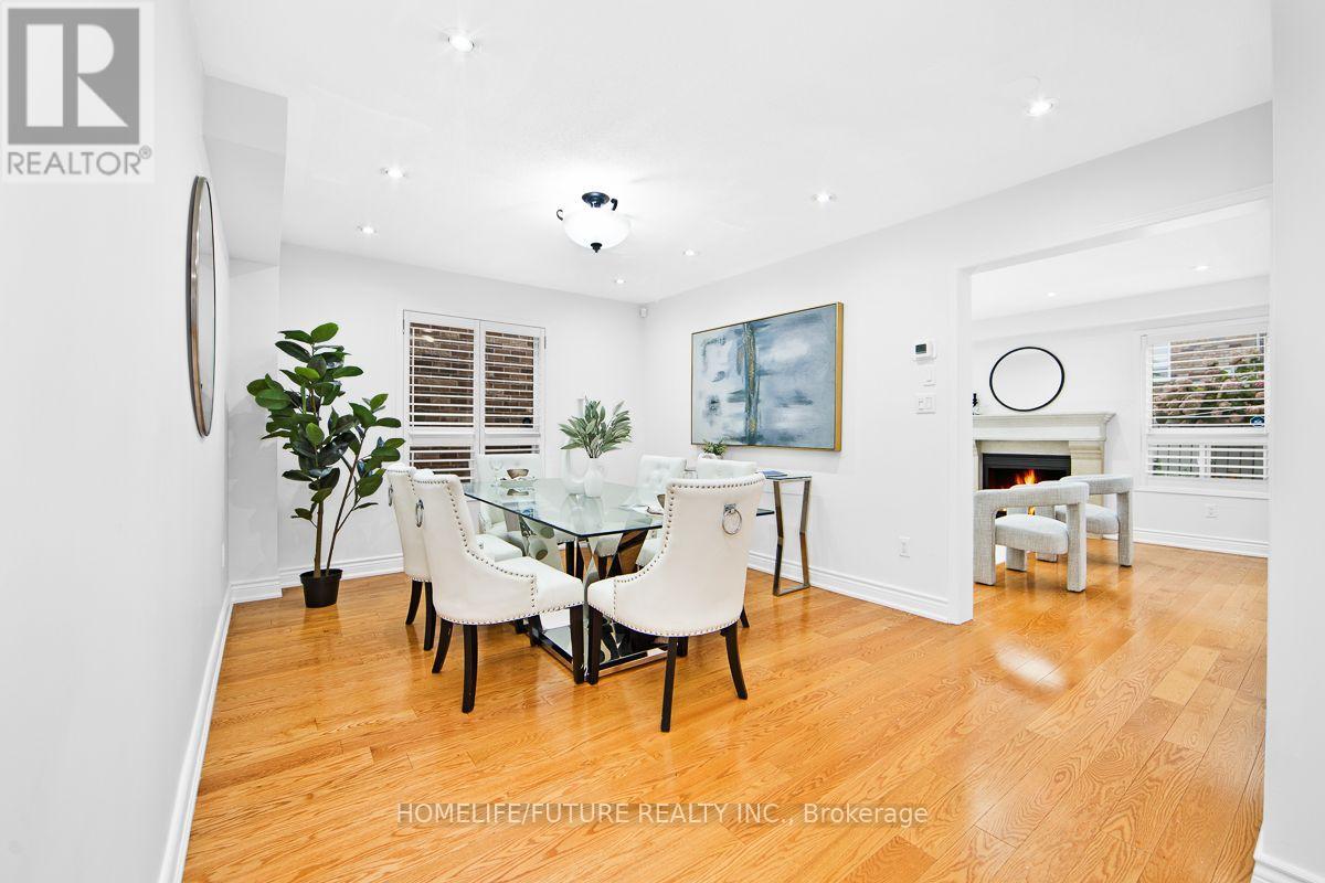 25 Thackery Drive Property Photo 6