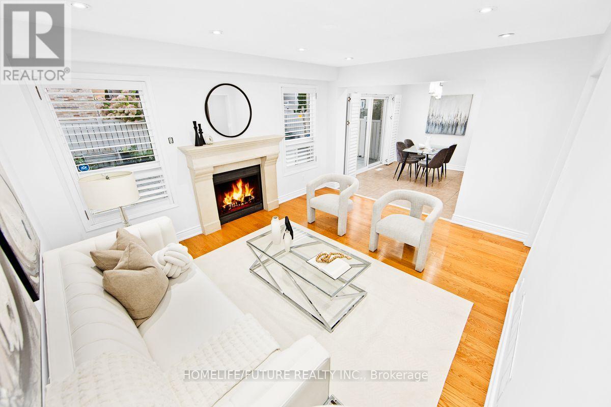 25 Thackery Drive Property Photo 11