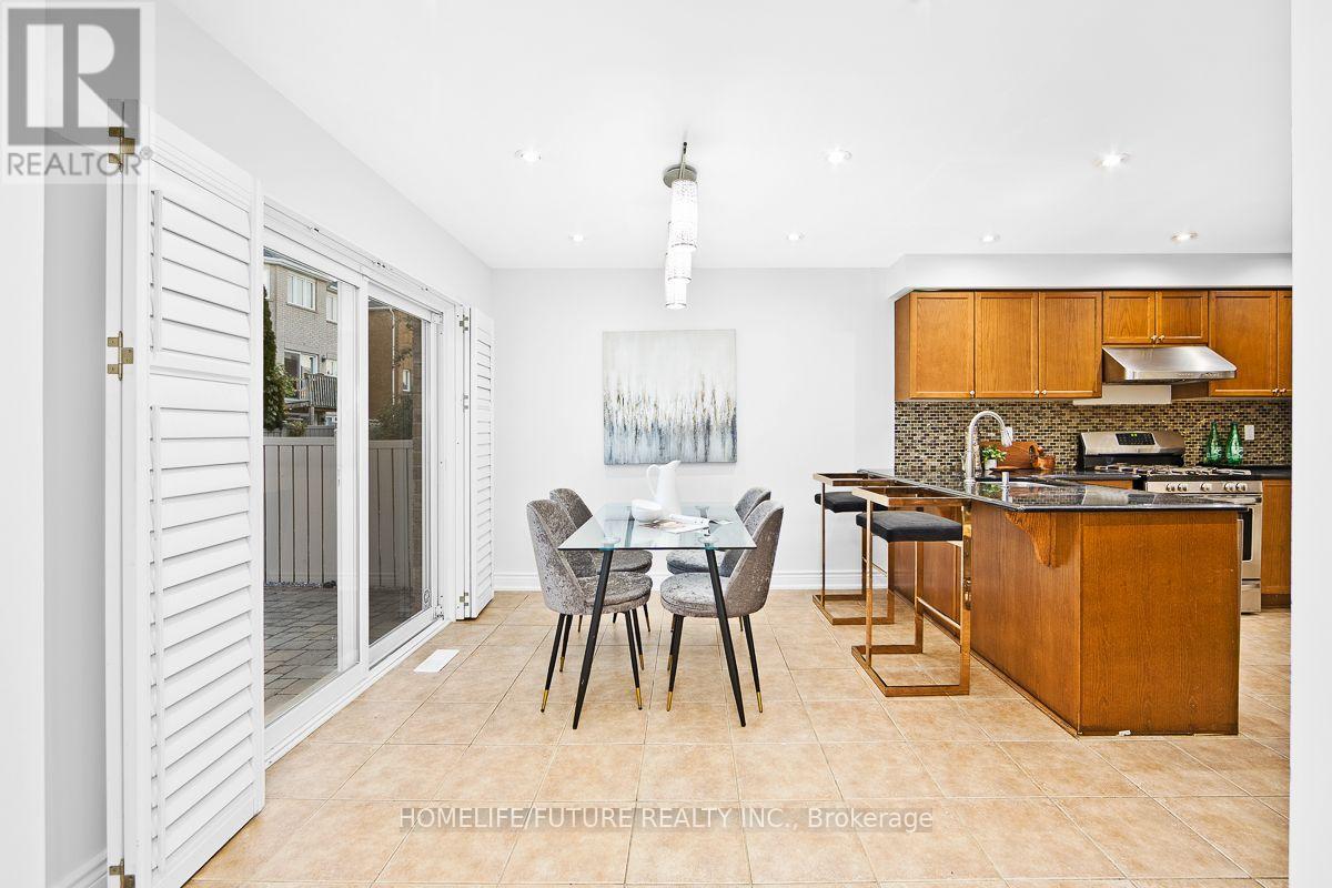 25 Thackery Drive Property Photo 12