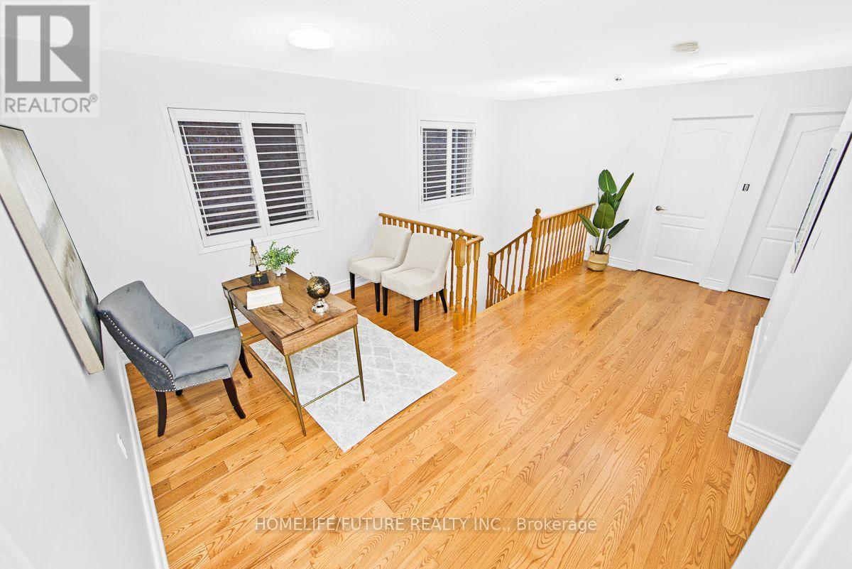 25 Thackery Drive Property Photo 17