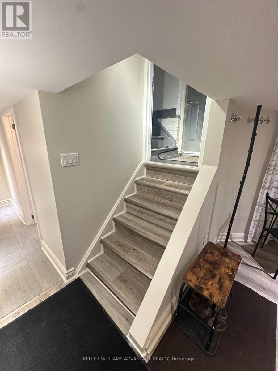 Lower - 256 Woodbine Avenue Property Photo 2
