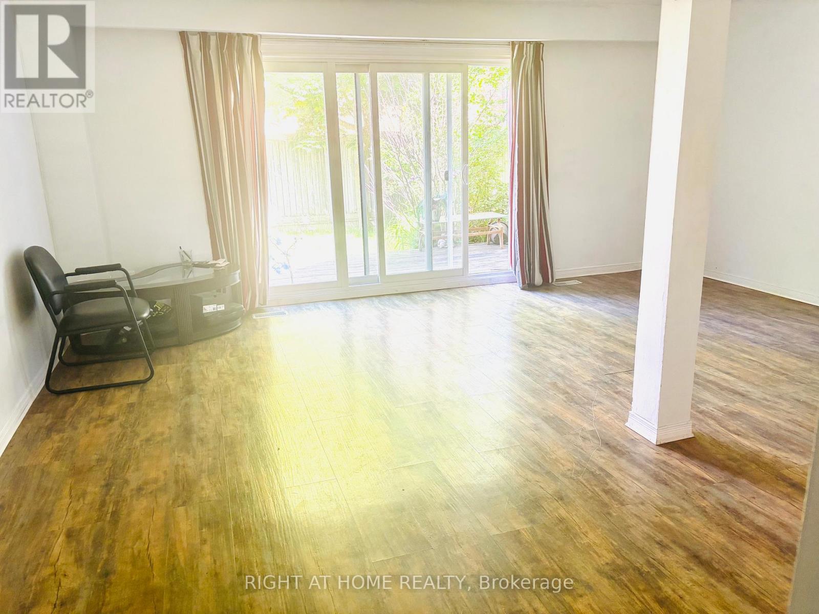 7 - 925 Bayly Street Property Photo 18