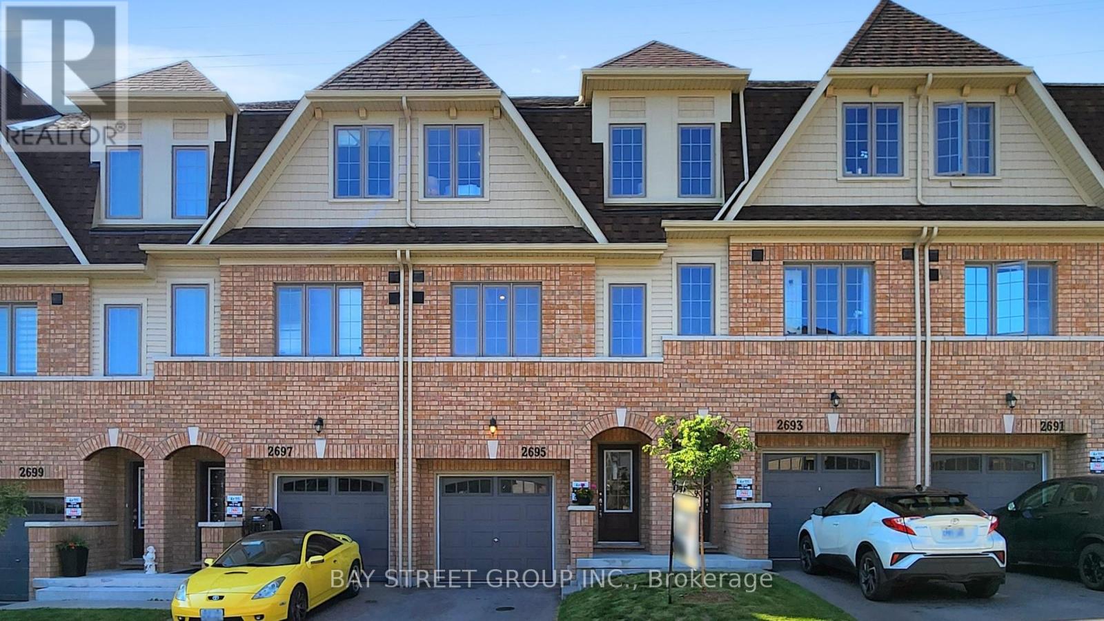 2695 Magdalen Path Property Photo 1