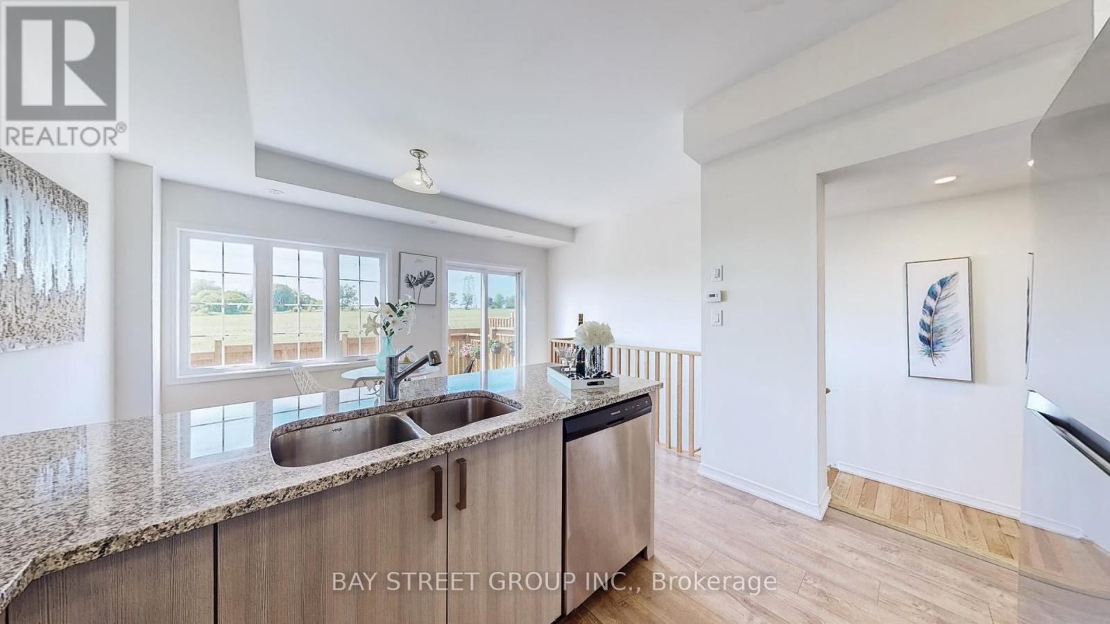 2695 Magdalen Path Property Photo 6