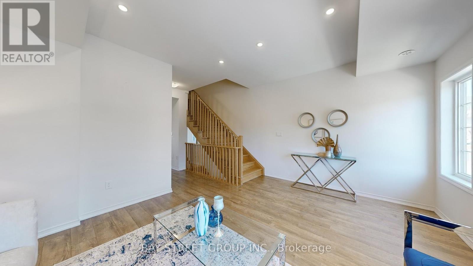 2695 Magdalen Path Property Photo 8