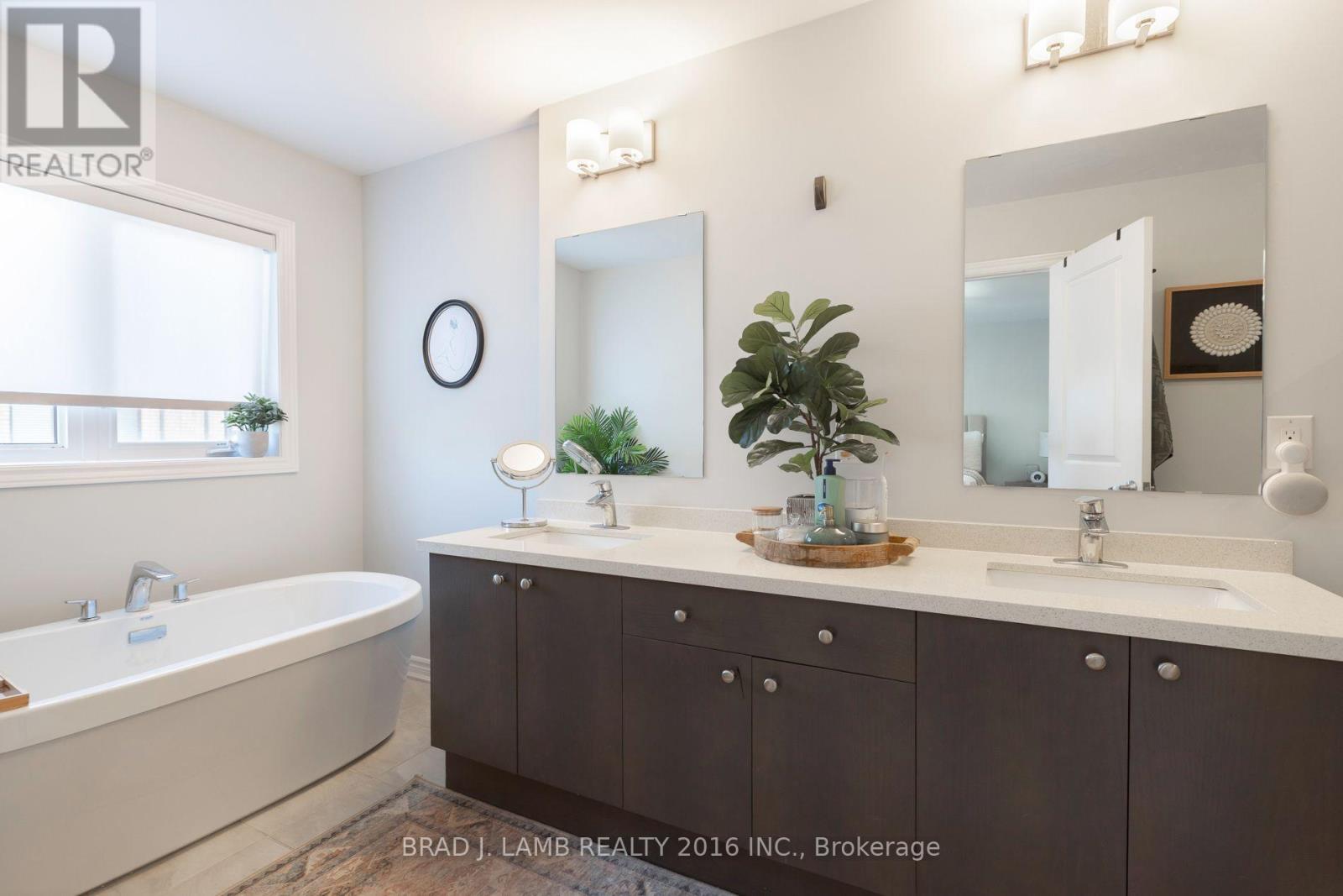 57 Sutcliffe Drive Property Photo 24