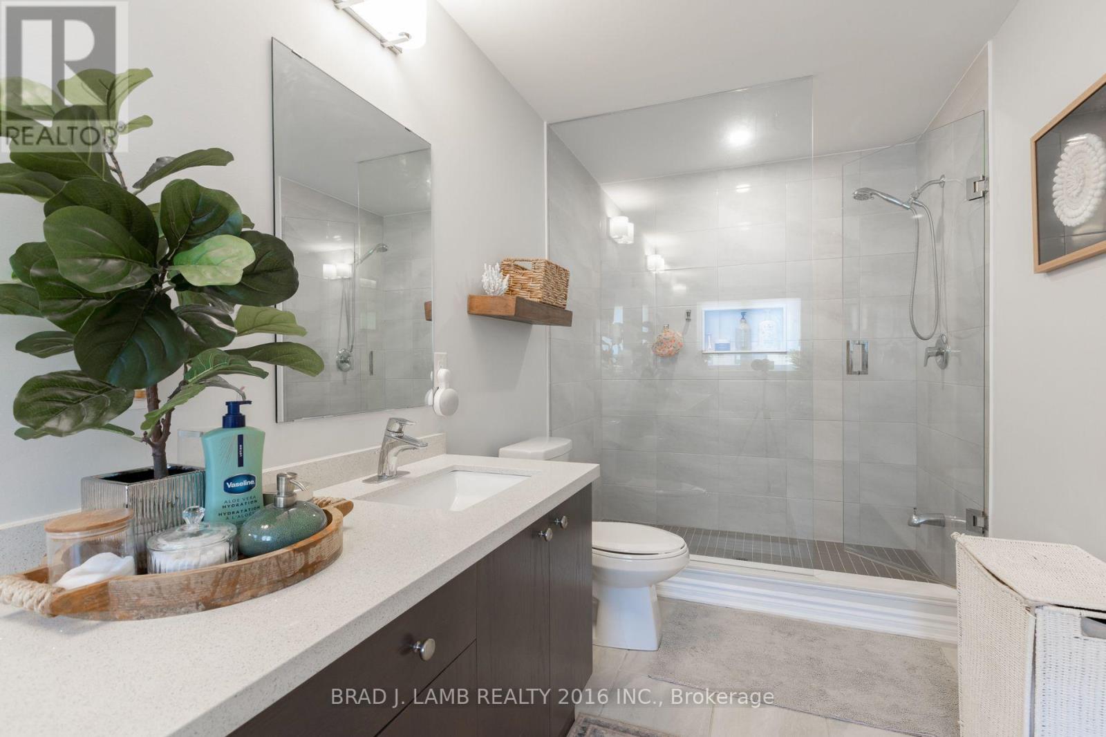 57 Sutcliffe Drive Property Photo 25