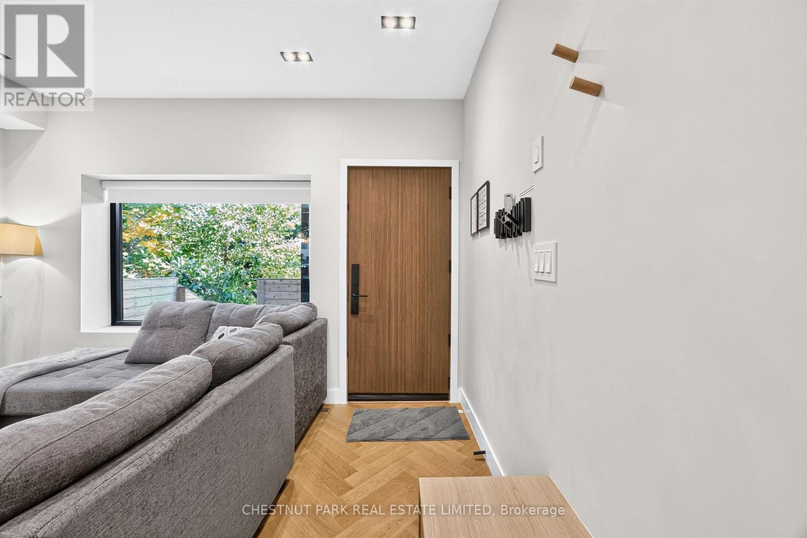 26 Caroline Avenue Property Photo 3