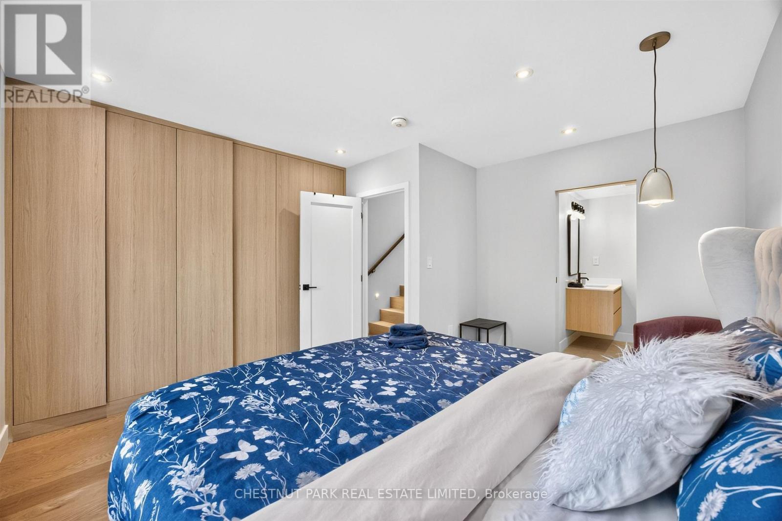 26 Caroline Avenue Property Photo 18