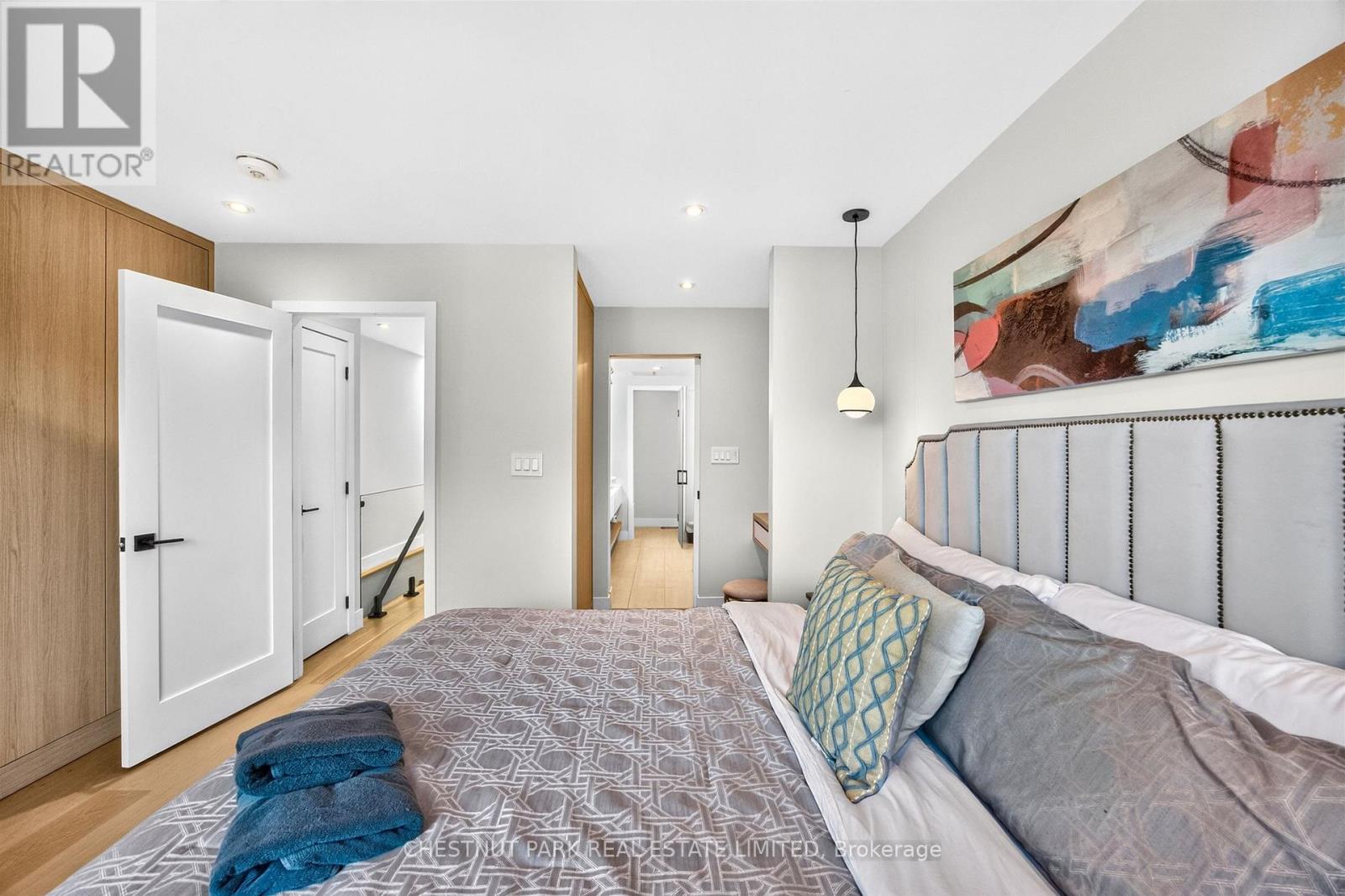 26 Caroline Avenue Property Photo 19