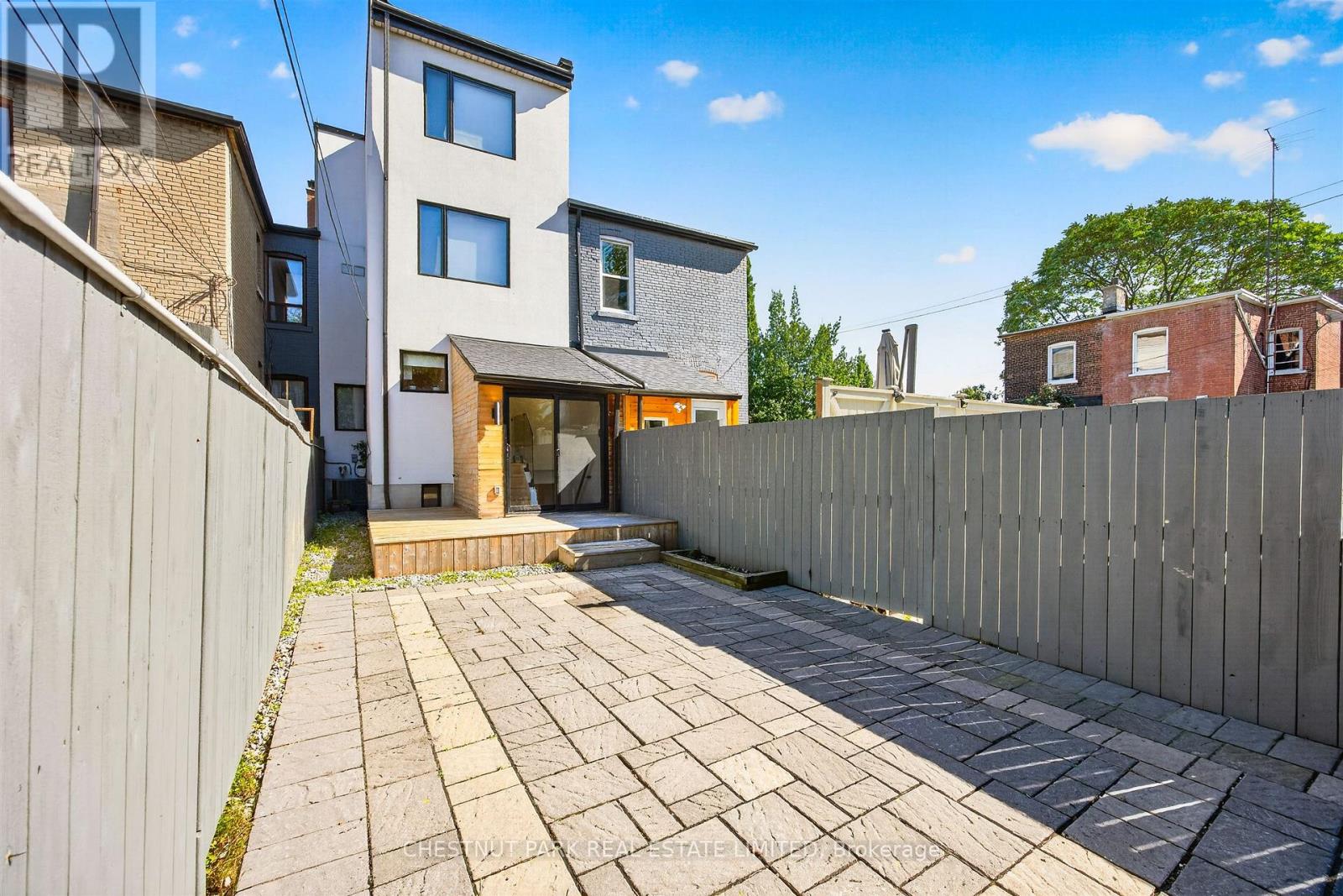 26 Caroline Avenue Property Photo 44