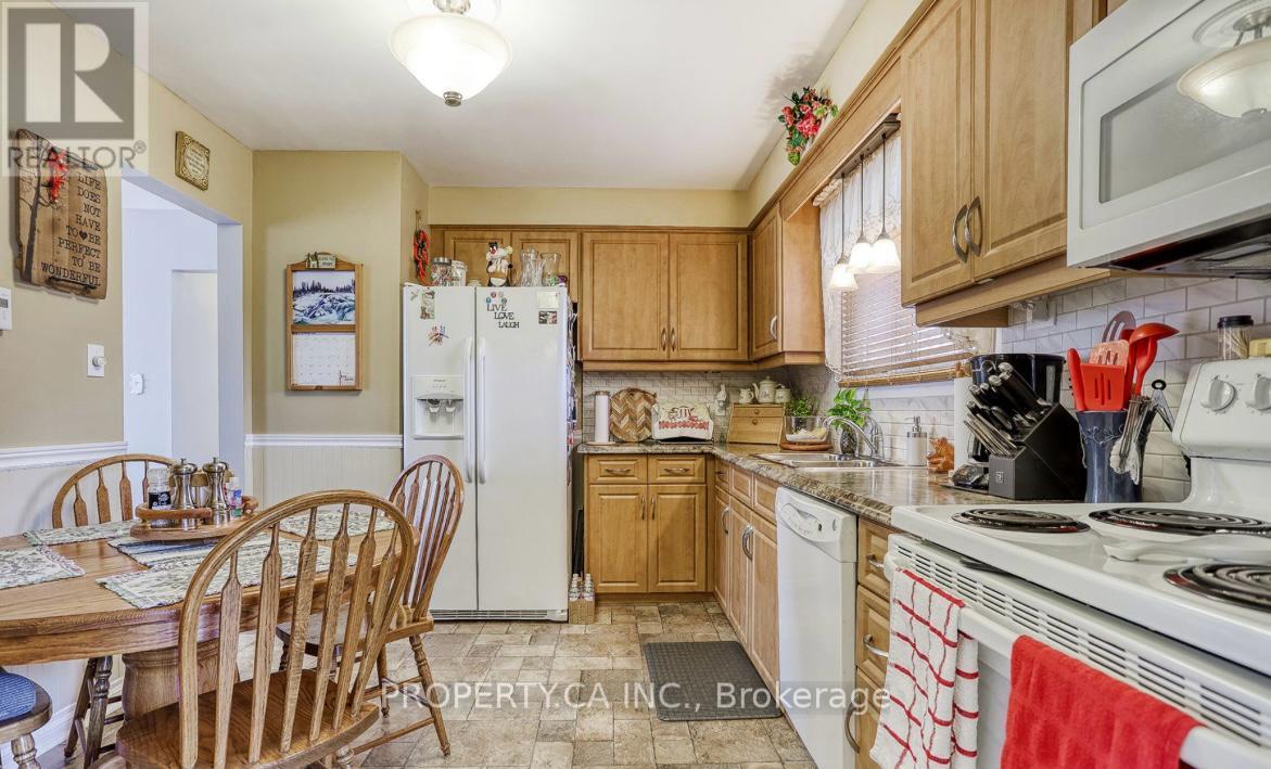 Upper - 204 Mason Drive Property Photo 15